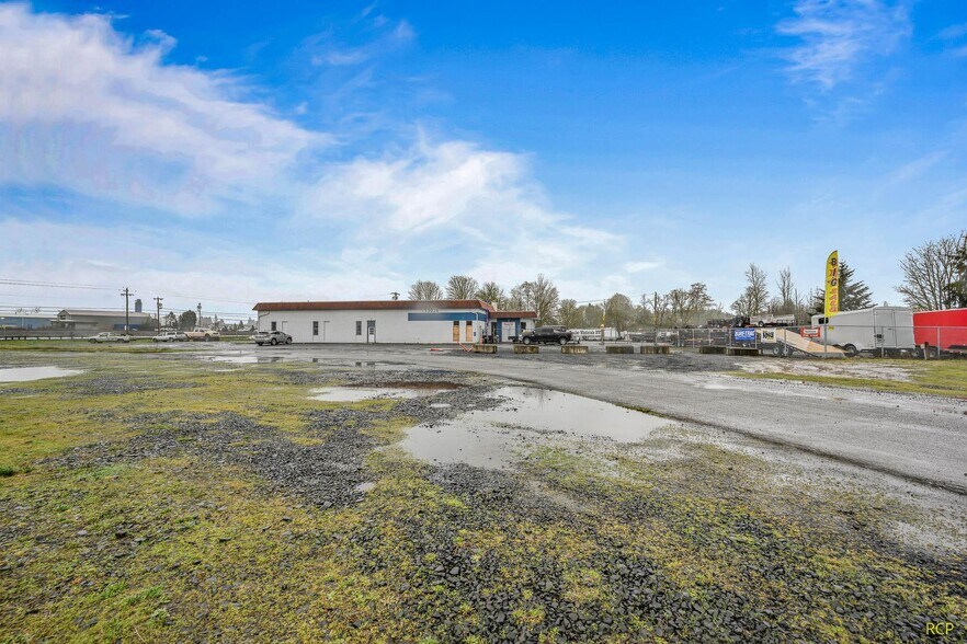 More Photos Of 53026 NW Thornton Dr, Scappoose Warehouse For Sale