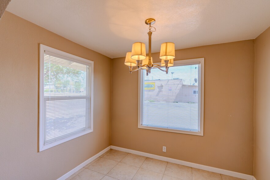 More Photos Of 2234 E Yosemite Ave, Manteca Office For Lease