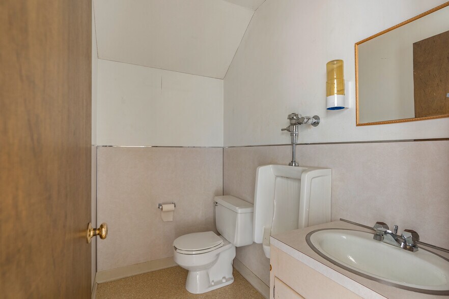 More Photos Of ,  Unknown For Sale