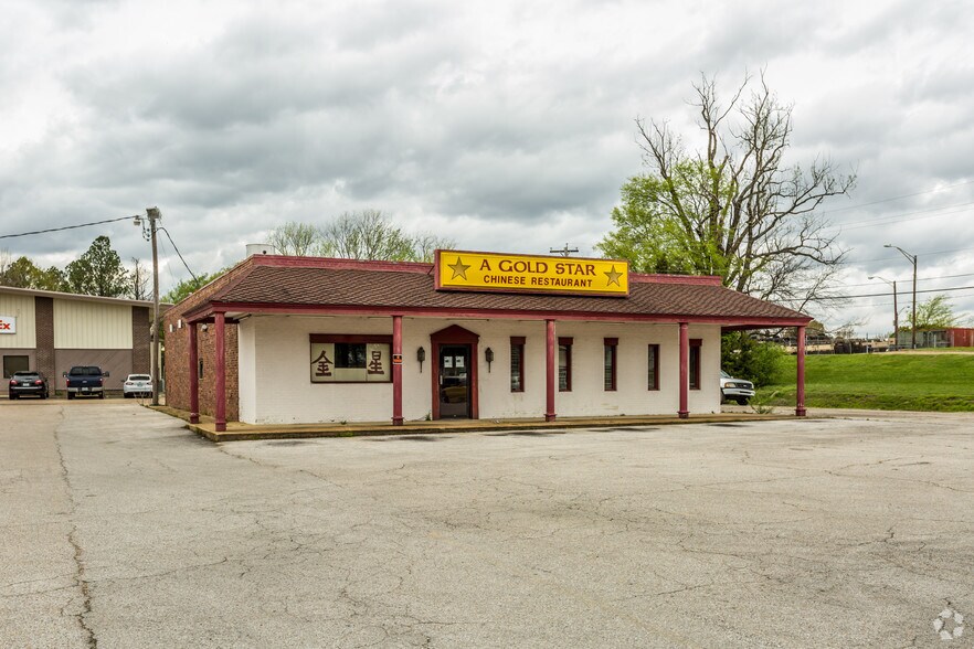 Primary Photo Of 1153 S Gloster St, Tupelo Restaurant For Sale