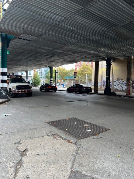 More Photos Of 1478 Broadway, Brooklyn Storefront Retail Residential For Lease