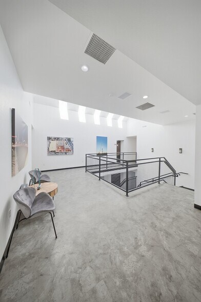 More Photos Of 526 N 400 W, North Salt Lake Office For Sale