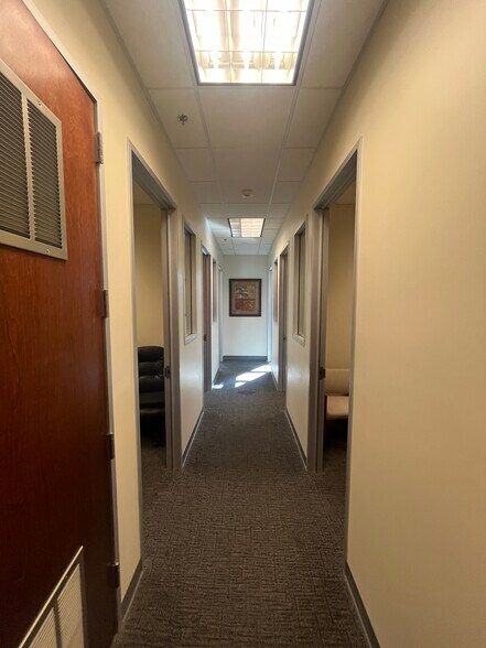 More Photos Of 8350 E Raintree Dr, Scottsdale Office For Lease