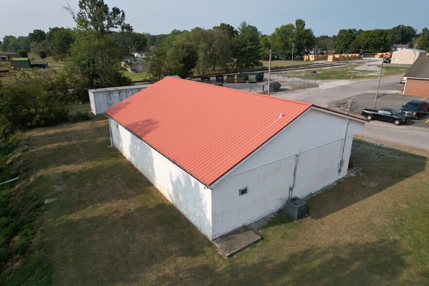 More Photos Of 101 Short st, Morrison Storefront Retail Office For Sale