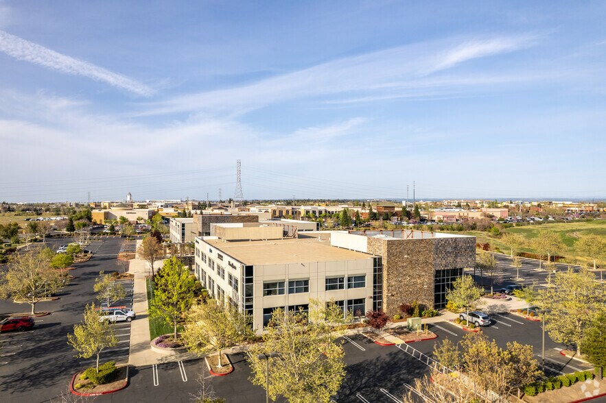 More Photos Of 970 Reserve Dr, Roseville Loft Creative Space For Lease
