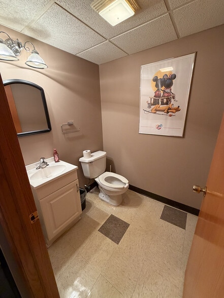 More Photos Of 7304 Wales Ave NW, Canton Office For Sale