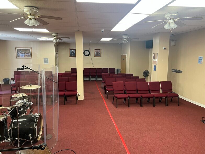 More Photos Of 303 E 98th St, Brooklyn Religious Facility For Sale
