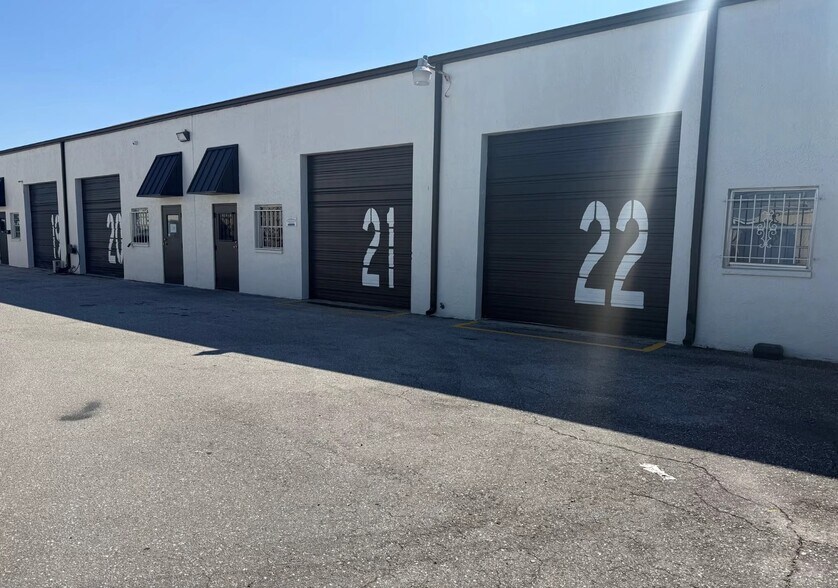 Primary Photo Of 2020 S Combee Rd, Lakeland Warehouse For Lease