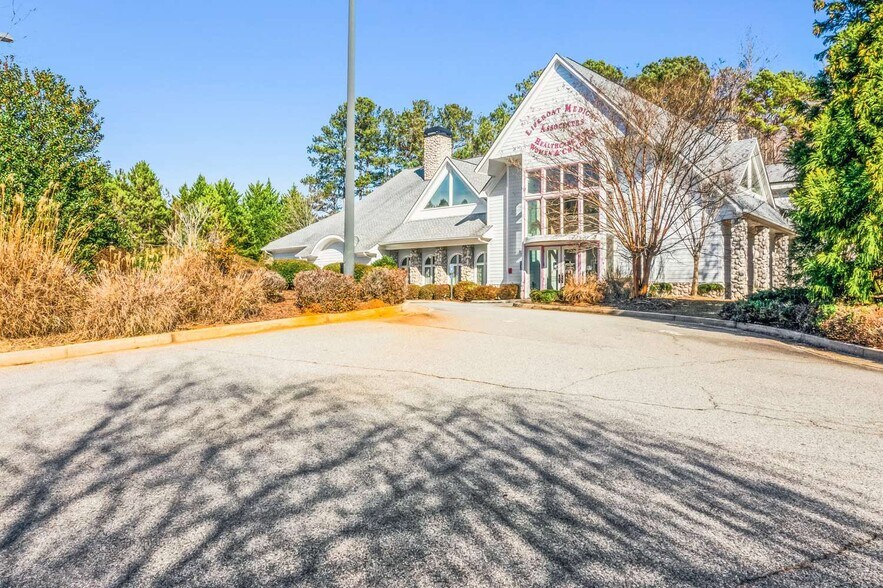 More Photos Of 1201 Georgian Park, Peachtree City Medical For Sale