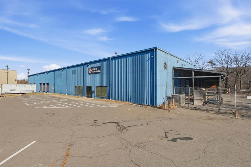 More Photos Of 9208 Enterprise Ct, Manassas Park Warehouse For Sale