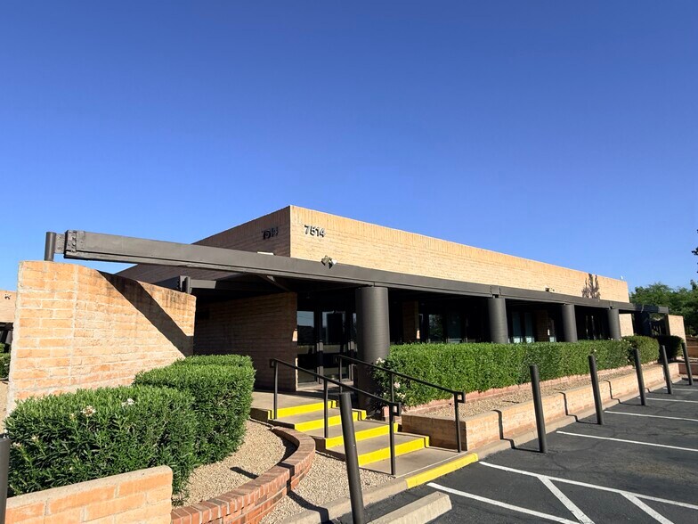 More Photos Of 7514 E Monterey Way, Scottsdale Medical For Sale