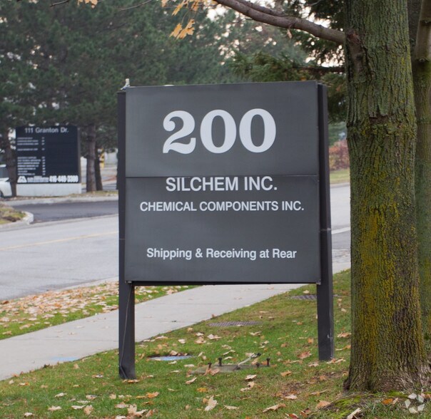 More Photos Of 200 Granton Dr, Richmond Hill Manufacturing For Sale