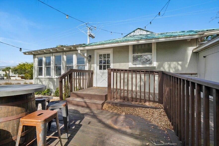 More Photos Of 4 White St, Saint Augustine Storefront For Lease