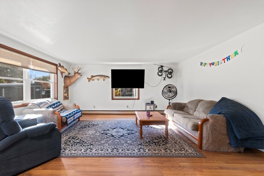 More Photos Of 830 S Railroad St, Kimberly Self Storage For Sale