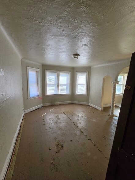 More Photos Of 7954-7958 S Harvard Ave, Chicago Apartments For Sale