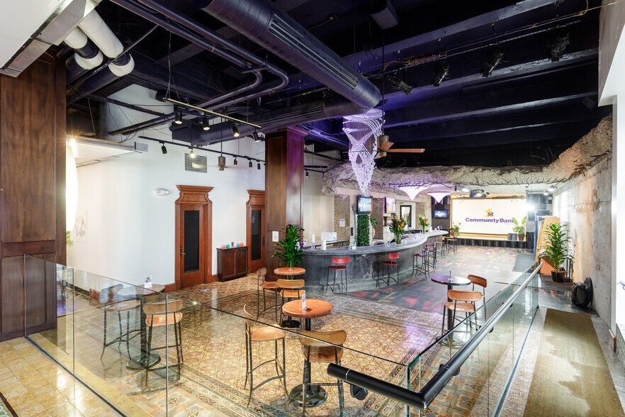 More Photos Of 500 N Water St, Corpus Christi Office For Lease