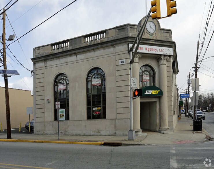 More Photos Of 315-319 Lafayette Ave, Hawthorne Office For Lease