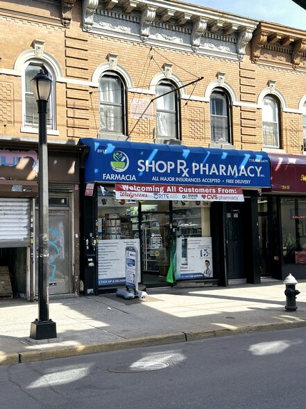 Primary Photo Of 89-17 Jamaica Ave, Jamaica Storefront Retail Residential For Lease