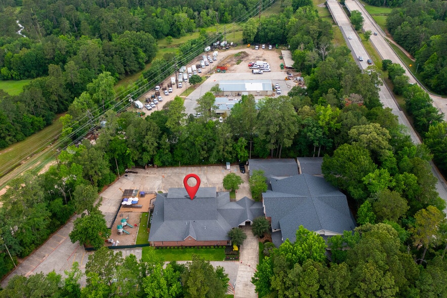 More Photos Of 6265 Shadowbend, The Woodlands Coworking Space