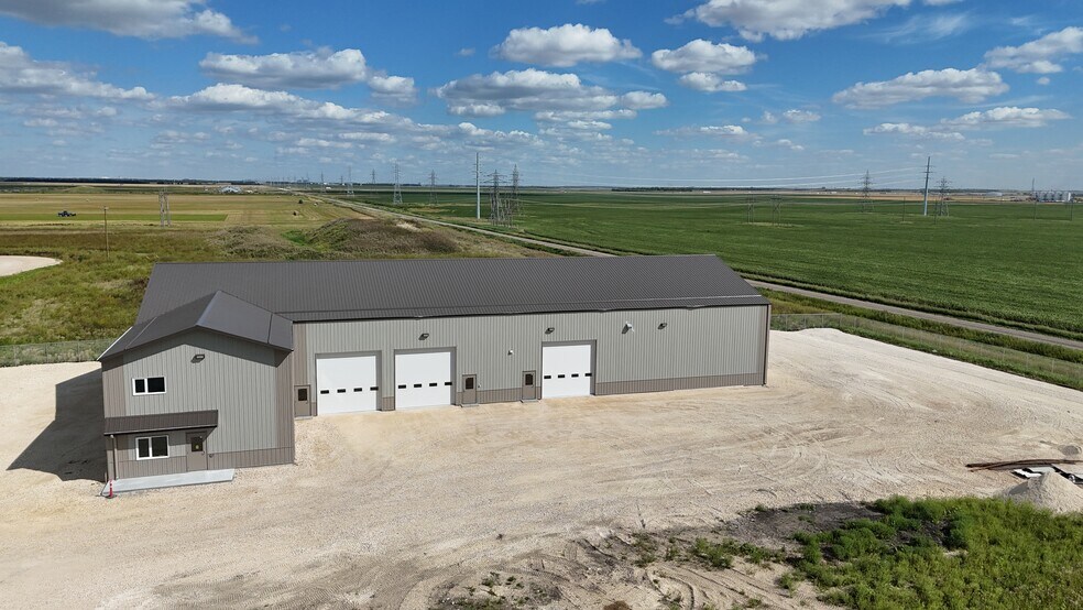 More Photos Of 119 Froese, Headingley Manufacturing For Sale