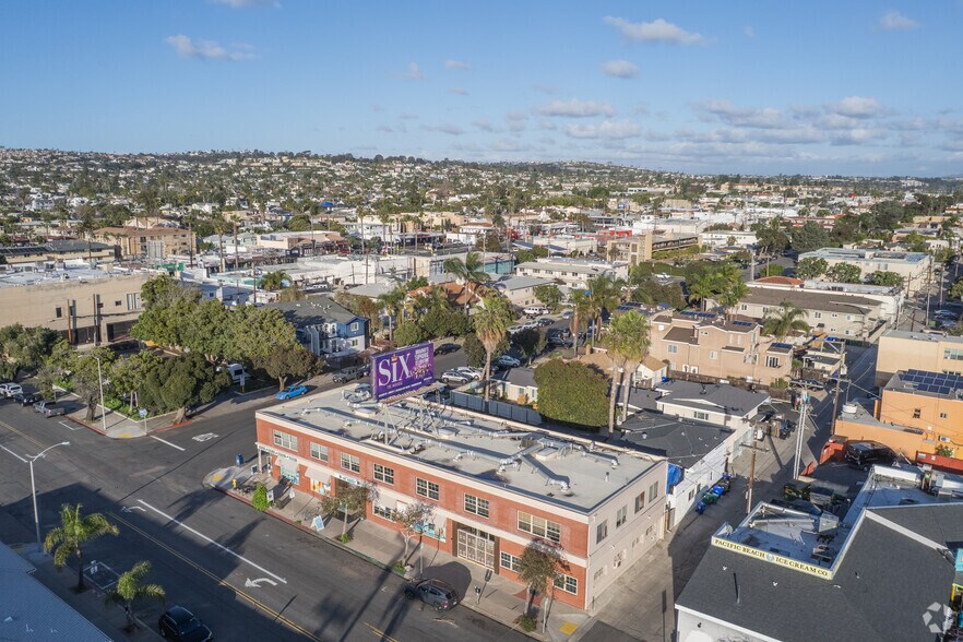 More Photos Of 4425 Cass St, San Diego Office For Lease