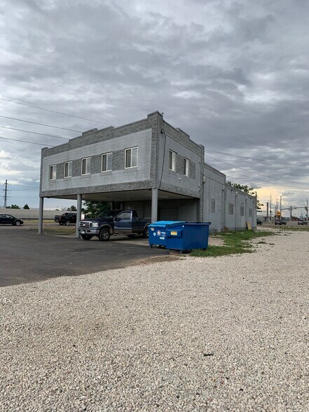 More Photos Of 14400 E Smith Rd, Aurora Warehouse For Lease