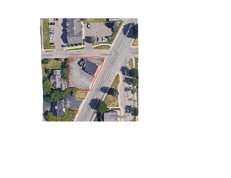 More Photos Of 235 N Pontiac Trail, Walled Lake Restaurant For Lease