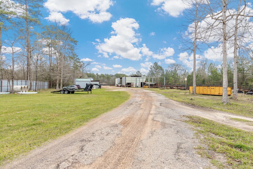 More Photos Of 2565 Lee Turner Rd, Cleveland Manufacturing For Sale