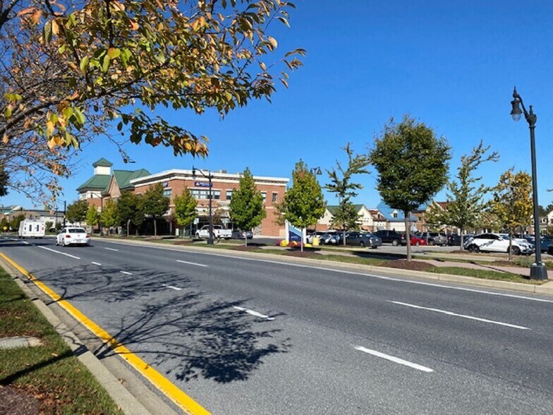 More Photos Of 3512 Worthington Blvd, Urbana General Retail For Lease