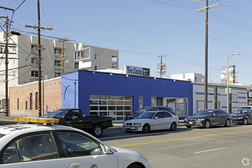 Primary Photo Of 1163-1169 S Robertson Blvd, Los Angeles Storefront Retail Office For Lease