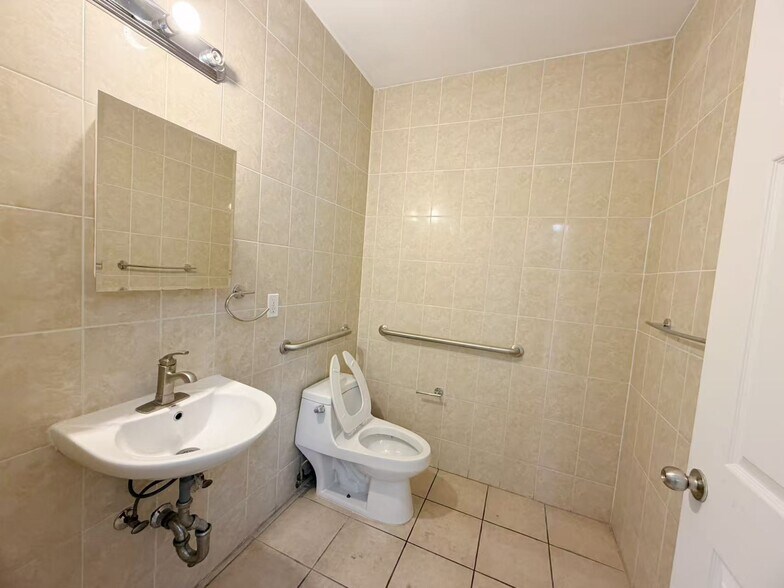 More Photos Of 4134 Haight St, Flushing Multifamily For Sale