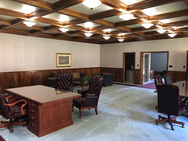 More Photos Of 100 Sunset Ln, Shalimar Office For Lease