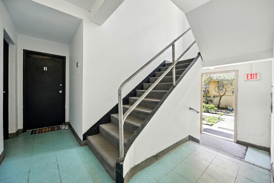 More Photos Of 820-910 2nd St St, Jacksonville Beach, Jacksonville Beach Apartments For Sale
