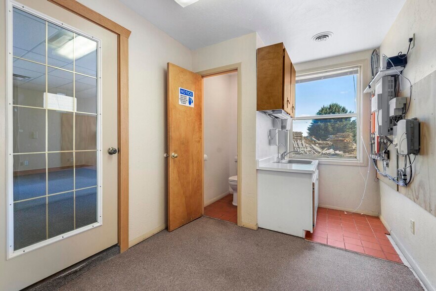 More Photos Of 4074 N 2000 E, Filer Warehouse For Sale
