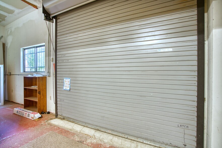 More Photos Of 424 Main St, Lyons Storefront For Sale