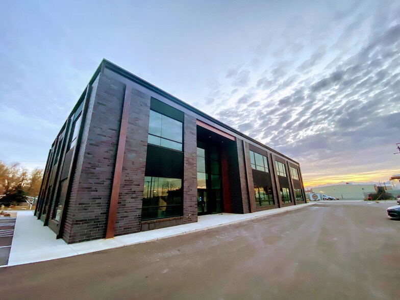 More Photos Of 5343 S Woodrow St, Murray Medical For Lease