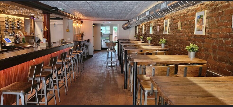 More Photos Of 288 Lark St, Albany Restaurant For Sale