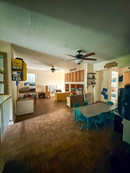More Photos Of 11749 Snyder Rd, Knoxville Daycare Center For Sale