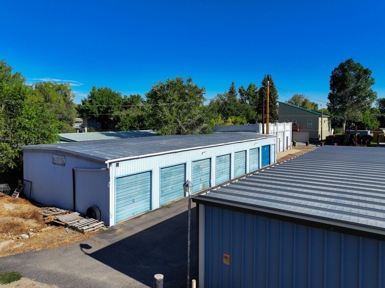 More Photos Of 115 Washington St, Lander Flex For Sale