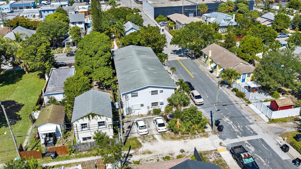 More Photos Of 430 N J St, Lake Worth Beach Apartments For Sale