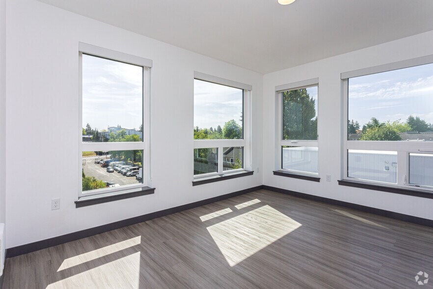 More Photos Of 1505 SW 107th St, Seattle Apartments For Lease