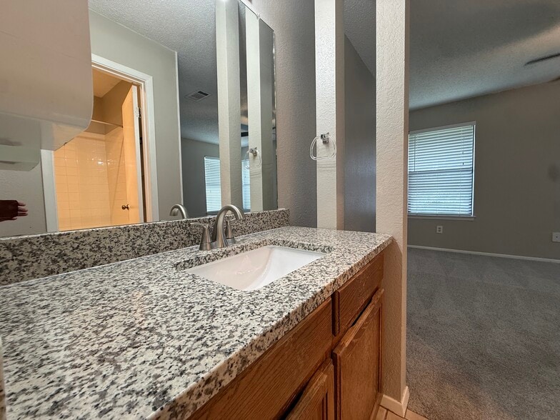 More Photos Of 12307 Deer Falls Dr, Austin Apartments For Sale