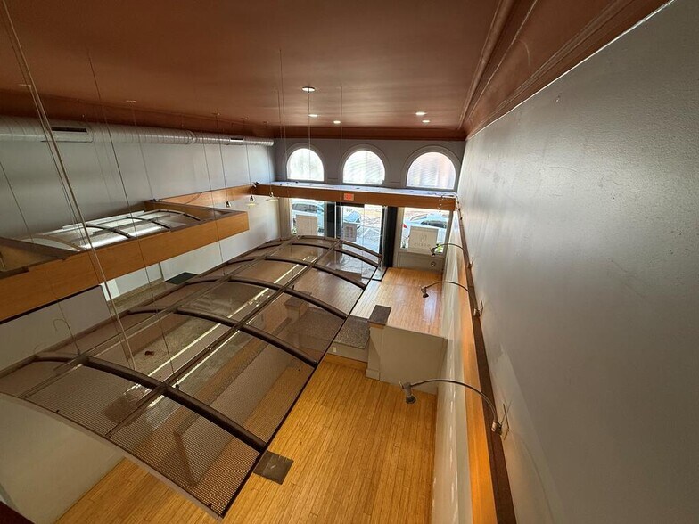 More Photos Of 108 E Jackson St, Thomasville Loft Creative Space For Sale