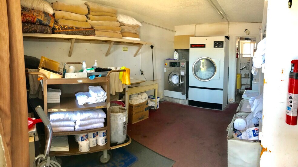 More Photos Of 1214 E Route 66 Blvd, Tucumcari Hotel For Sale