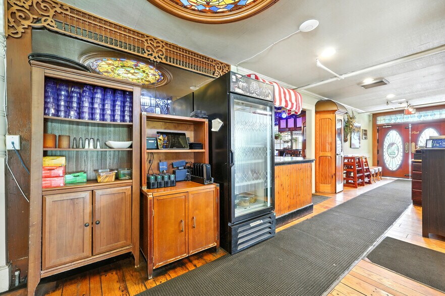 More Photos Of 102 San Marco Ave, Saint Augustine Restaurant For Sale