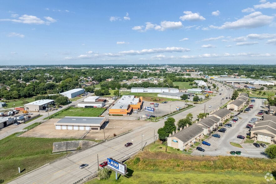 More Photos Of 6507 Spencer Hwy, Pasadena Land For Sale