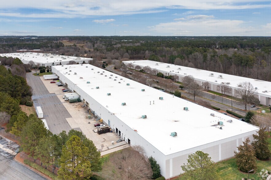 More Photos Of 2520-2528 S Tri-Center Blvd, Durham Unknown For Lease