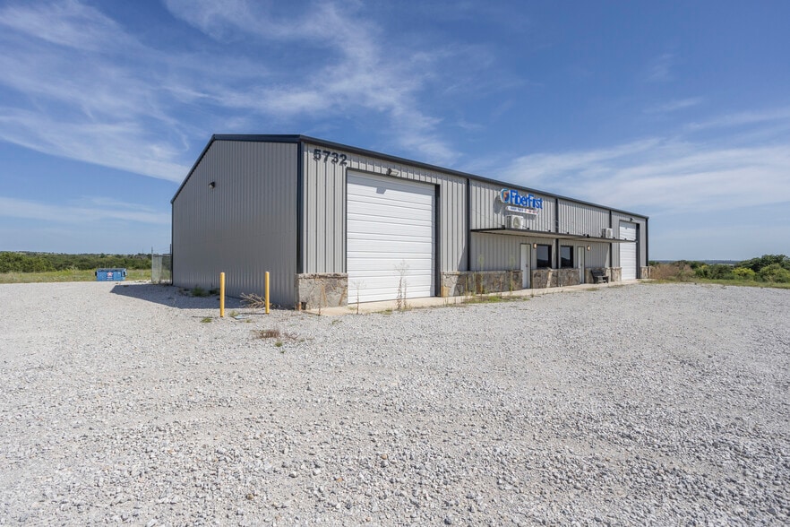 More Photos Of 5840 N FM 51, Weatherford Unknown For Lease
