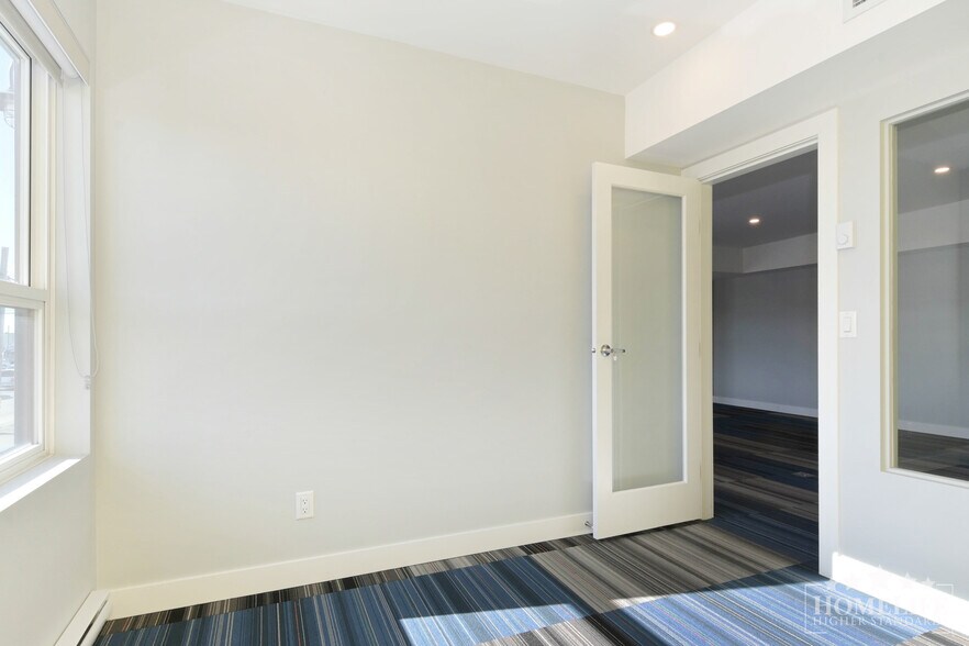 More Photos Of 17535-17537 56 Ave, Surrey Storefront Retail Office For Lease