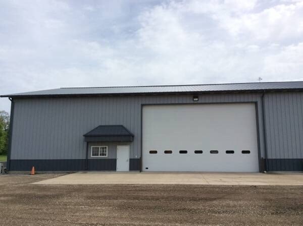 More Photos Of 100 Brakeshoe Ct, East Moline Warehouse For Lease